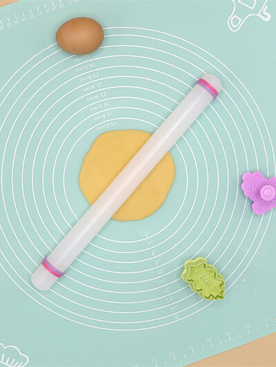 23/33/45/50 cm-es műanyag sodrófa konyhai süteménysütő eszköz PP tapadásmentes felületű pálcika körkörös háztartási cukros tészta sodrófa