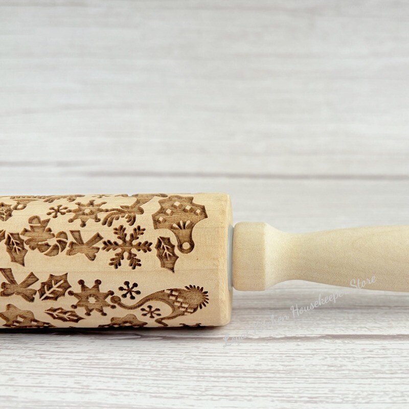 1db karácsonyi fa dombornyomott sodrófa 12 rácsos kerek pecséttel cukrászsütéshez mélygravírozó süti bélyegzőeszköz