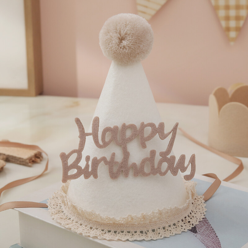 Csipke filc gyapjúgolyó születésnapi sapka party fotó kellékek dekoráció 1 szett 1 db