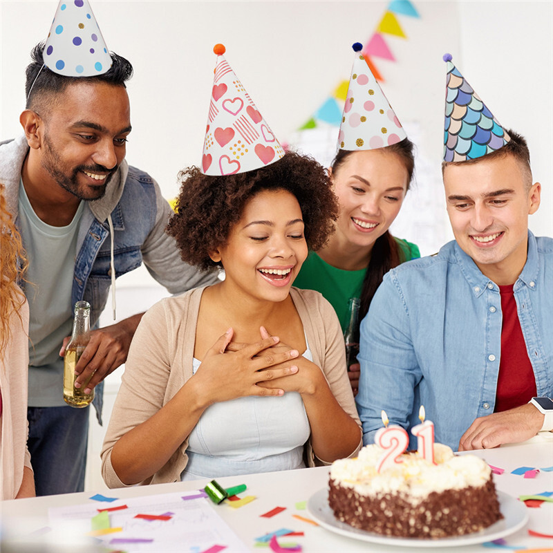 Papír Születésnapi Koronás Kalap Felnőtteknek és Gyermekeknek, Parti dekoráció Esküvőre, Babazuhany, Boldog születésnapot, Háztartási kellékek, 8db