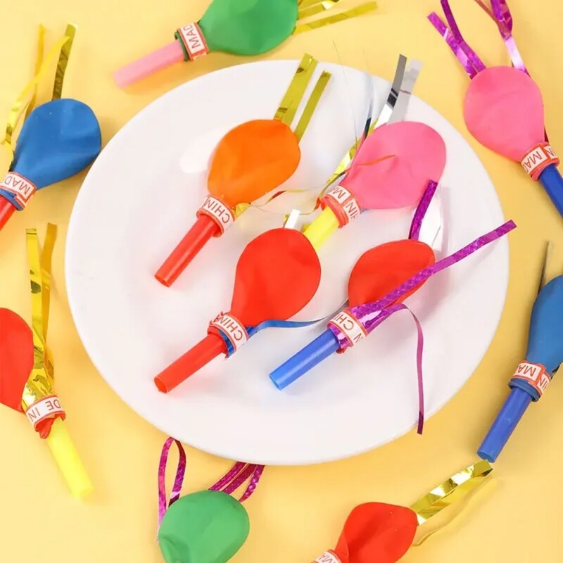 50 db Aranyszál léggömb síp gyerekeknek Születésnapi Party Favor Pinata Filler Húsvéti Gyermeknapi Farsangi Party Favor Dekoráció