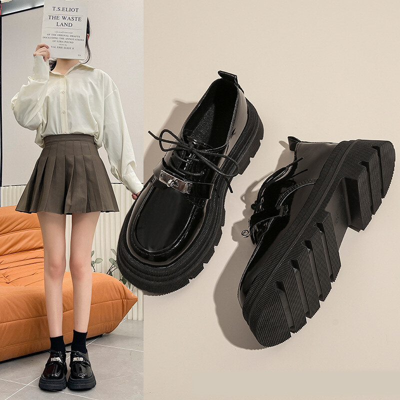 Melnas, biezas zoles kurpes sievietēm rudens ziema jauna stila 2024jk britu stila mežģīņu platformas kurpes ar svārkiem un ādas apaviem