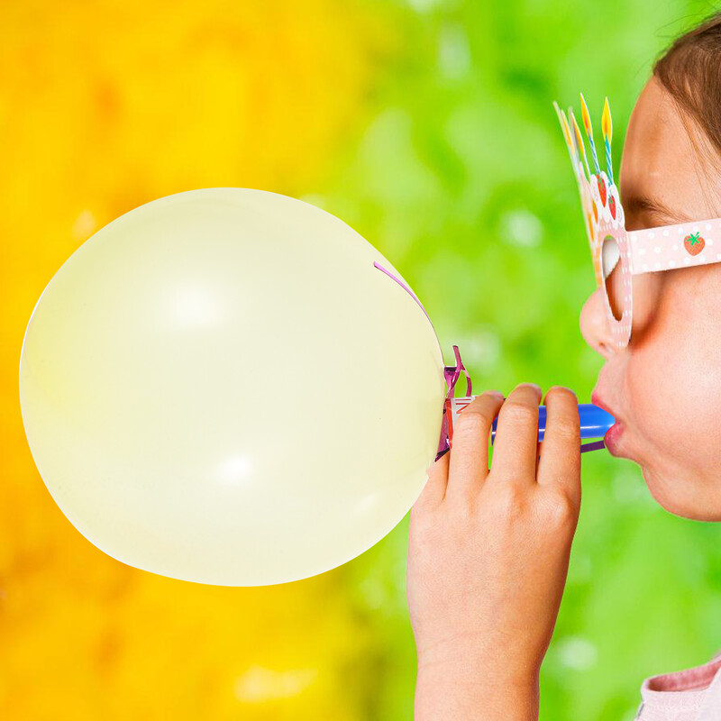 100 db Zenés kifújó léggömb vegyes csillogó rojtos fém zajkeltő gyerekeknek fújós sípok Halloween karácsonyra