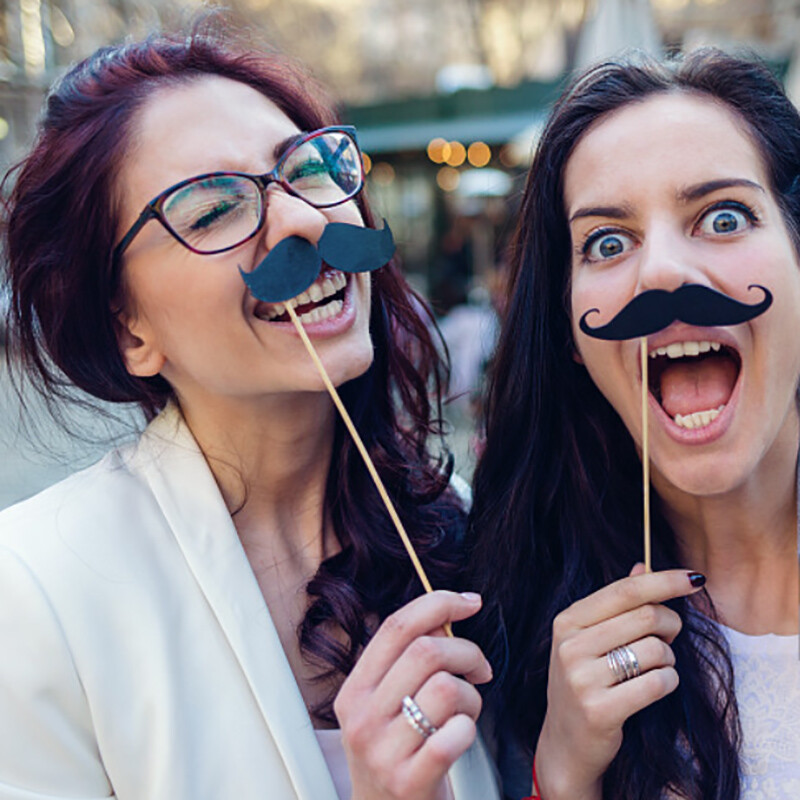 Esküvői parti fotófülke kellékei Mrs. Menyasszony és Vőlegény maszk Kézi Photobooth Leánybúcsúi menyasszonyi zuhany dekorációk