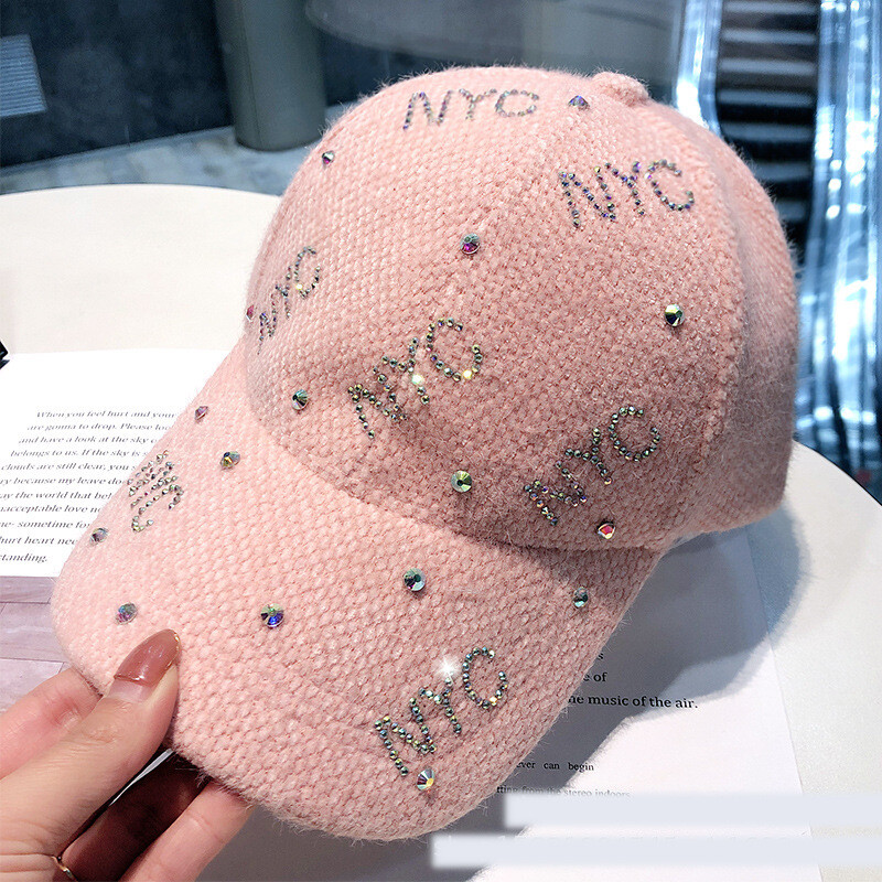 Koreai stílusú sapka divat márka divat plüss strassz baseball sapka univerzális széles karimájú téli sapka meleg napsapka hegyes sapka