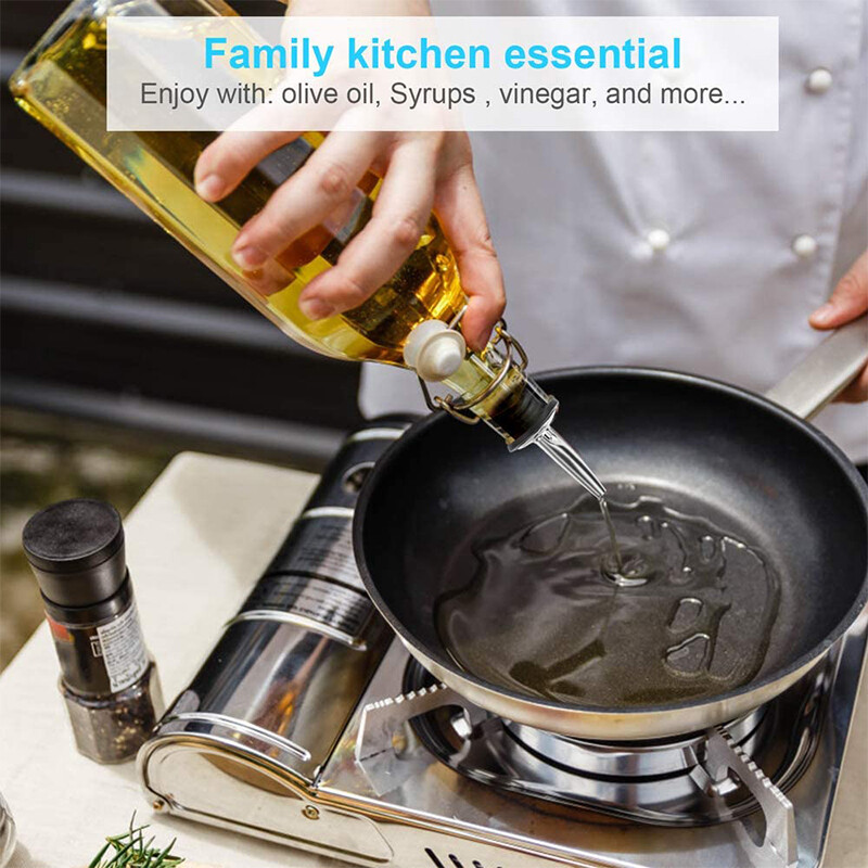 4 vienetų nerūdijančio plieno klasikiniai butelių piltuvai Alkoholio pylimo aparatai su guminiais dulkių dangteliais Alyvuogių aliejaus snapelio greičio išpylimo snapeliai YY074