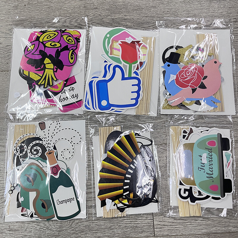 Esküvői dekoráció Fotófülke kellékek Barkácsolás Bajusz Ajkak Szemüvegek Csapat Menyasszony Vőlegény Mrs Mrs Menyasszonyi Zuhany Dekor Leánybúcsú kellékek