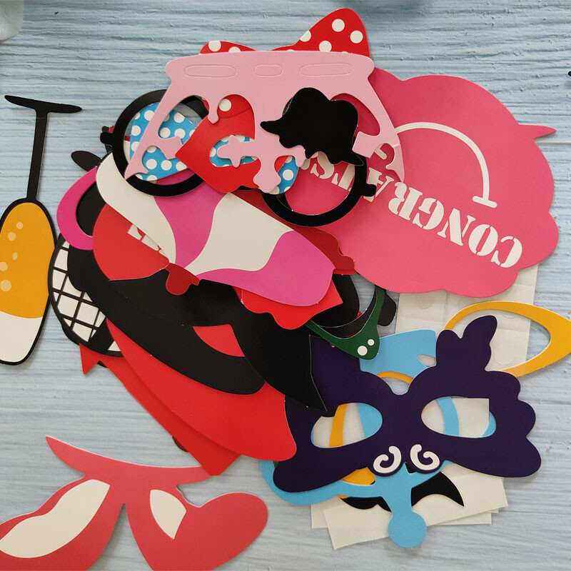 27db 31db DIY Photo Booth kellékek Vicces maszk szemüvegek Bajusz ajakrúzs Photobooth születésnapi esküvői dekoráció party kiegészítők