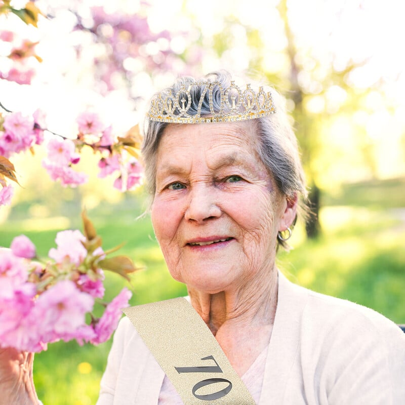 70 éves vállpántos korona 70. születésnapi dekoráció férfi buli női strassz pánt aranyporhoz, rugalmas férfi