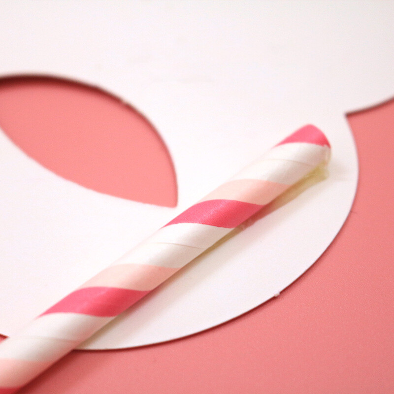 Set de 12 bucăți de elemente de recuzită pentru fotografii cu tema de unicorn, hârtie colorată, accesorii pentru cabină foto de mână, set de decorațiuni amuzante pentru fotografii de petrecere.