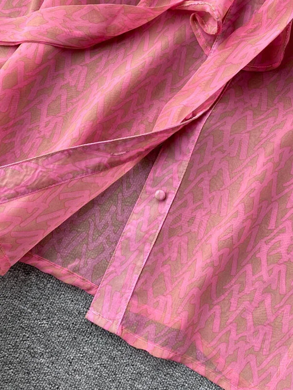 Női tavaszi új blúz Sweet Pure V-nyakú masni felfújható ujjú divatnyomtatás, laza sokoldalú sifon ing D0139