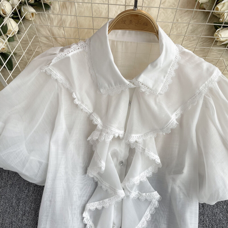 Elegáns csipke fodros ujjú hajtókás blúz Vékony szexi cuki ing Női Utcai ruházat Francia divat Crop felső