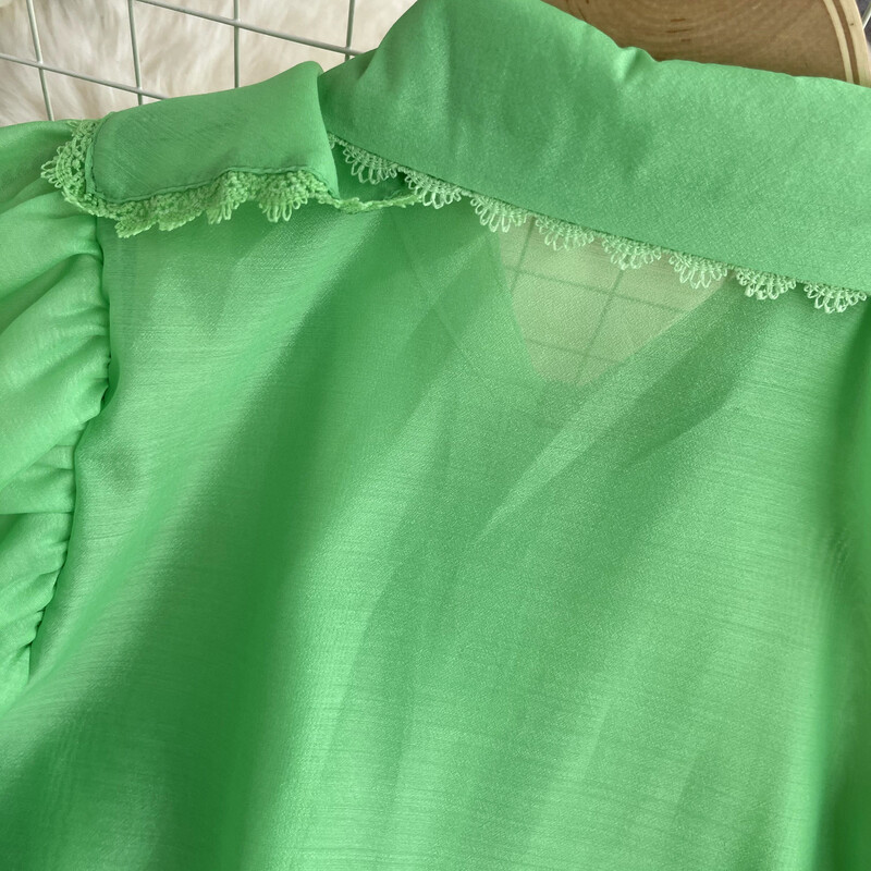 Elegáns csipke fodros ujjú hajtókás blúz Vékony szexi cuki ing Női Utcai ruházat Francia divat Crop felső