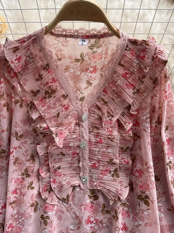 Női francia, retro csipke V-nyakú virágos temperamentum koreai változat, bő, összeszedhető redős fodros blúz felsők Női D0753