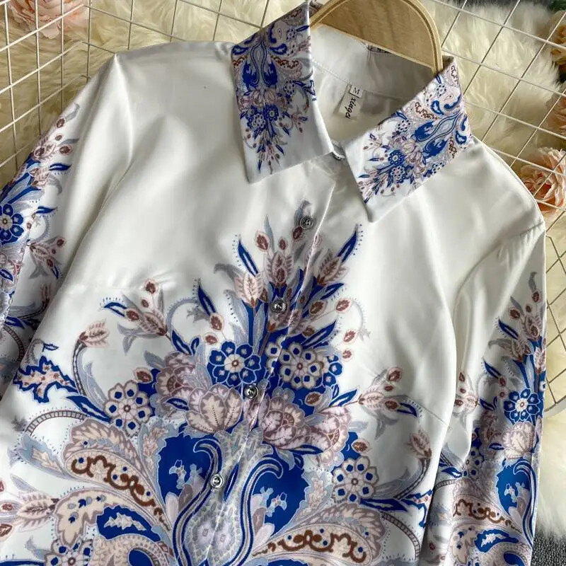 Tavaszi új sláger színes blúz női hajtóka temperamentumos nyomat Blusa egysoros vékony laza nagy méretű ing C521