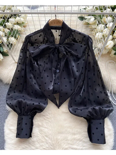 Női tavaszi őszi ing divat francia retro alkalmi csúcskategóriás pöttyös blúz buborékos ujjakkal, masni design felső D5660