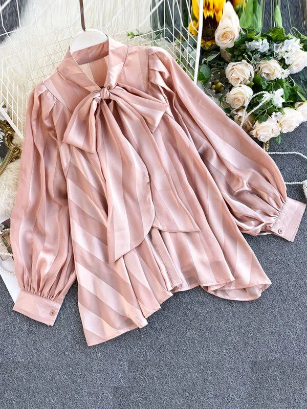 Moteriški marškiniai „Sprin Autumn“ Nauji atlasiniai marškiniai „Bow Apykaklės“ Puff rankovės Laisvos Moteriškos Moteriškos Palaidinės „Tide Tops“ ML671