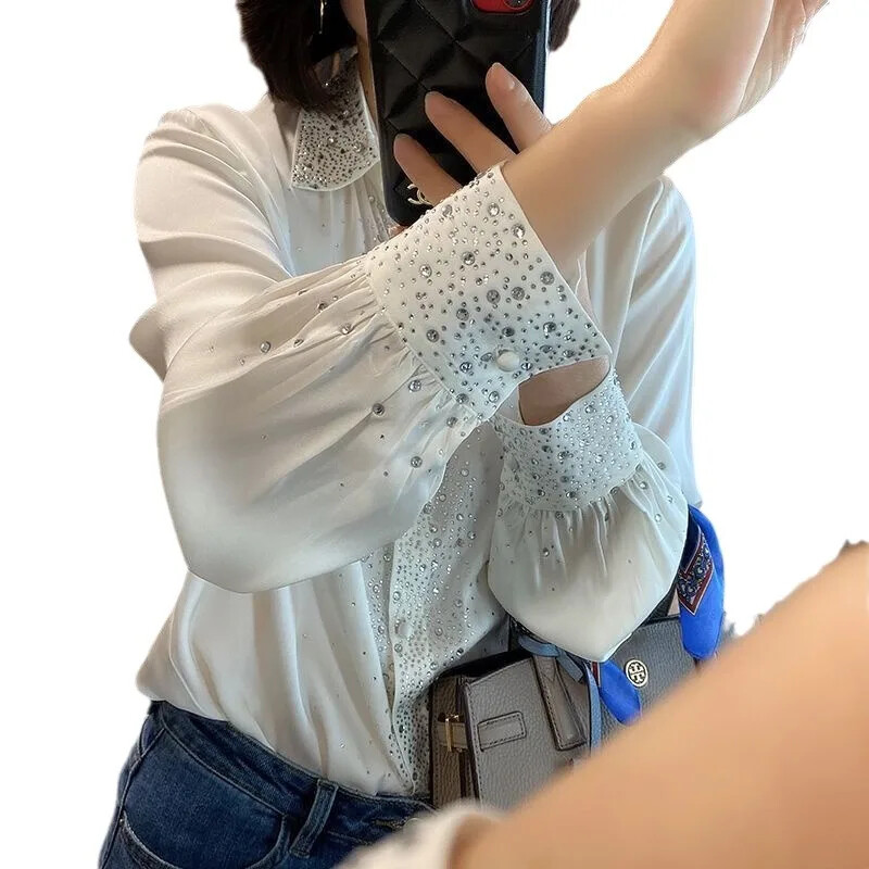 Moderns, moderns sieviešu krekls 2024. gada pavasarī, jauna stila izšūts kalnu akmens, pārvietošanās laiks, elegants, pieguļošs pamatnes slānis