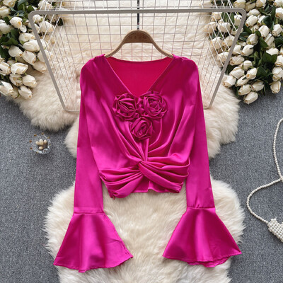 XFPV Γυναικεία ελαφριά πολυτελή τρισδιάστατη μπλούζα λουλουδιών V-λαιμόκοψη Φαρδιά ελαφριά πουκάμισα Άνοιξη Καλοκαίρι 2024 SM10842