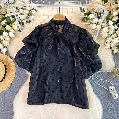 Κομψό φιόγκο φουσκωτό μανίκι με στρογγυλή κουκκίδα μπλούζα λεπτή σέξι γυναικεία πουκάμισο με φόρεμα στο δρόμο Γαλλική μόδα Crop Top