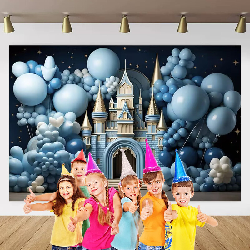 Zilās pils balonu tēma Jaundzimušā bērna 1. dzimšanas dienas pieaugušo ballīte, fons mazuļa vannas kūkas simpātiju fotogrāfija fona dekors