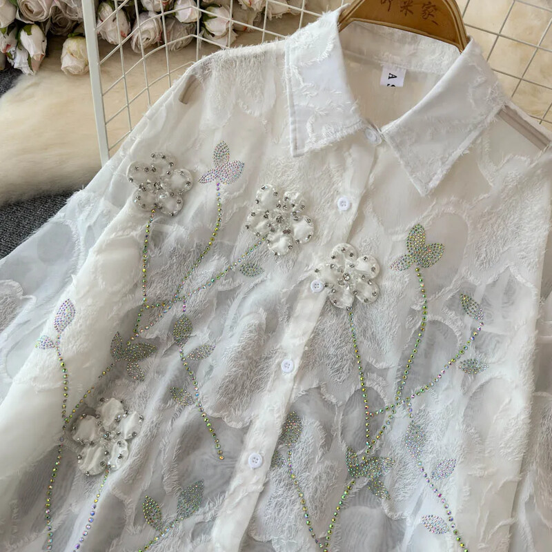 Pamatinformācija Nolaižama apkakle ar izšūtu elegantu kalnu kristāla trīsdimensiju ziedu tievs sieviešu augšējais apģērbs High Street rudens blūze