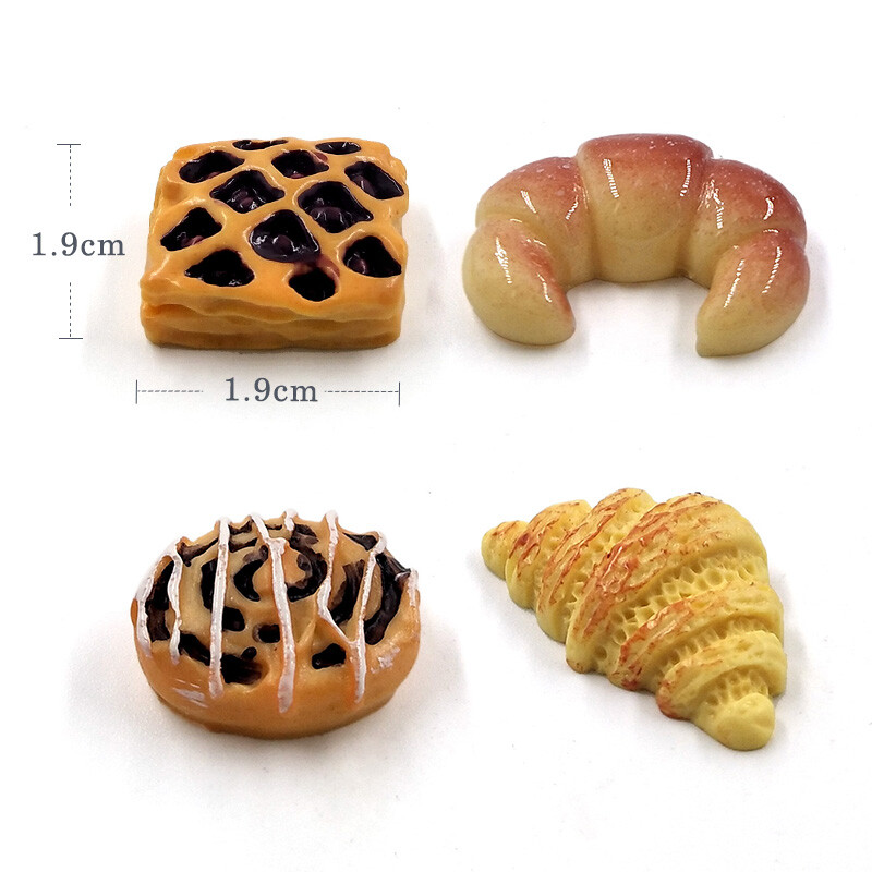 10 db szimulációs étel kis torta kenyér mesterséges miniatűr figura barkácsház kiegészítők baba lakberendezési dekoráció gyanta kézműves