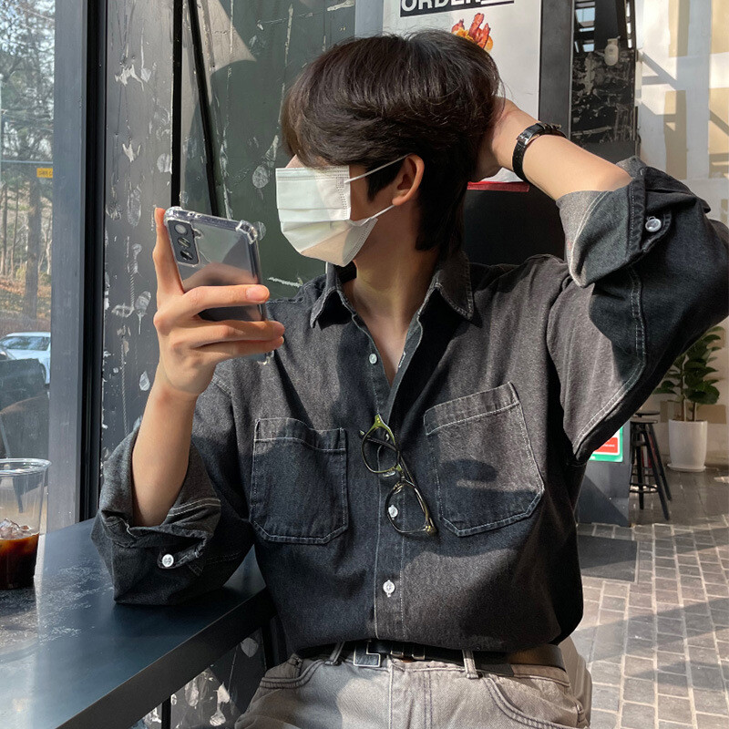 Ανοιξιάτικα ρούχα 2024 Ανδρικό τζιν μακρυμάνικο πουκάμισο τσέπης, καθημερινό κορεάτικο με στριφογυριστή κουμπιά Streetwear Luxury Big Size Stylish