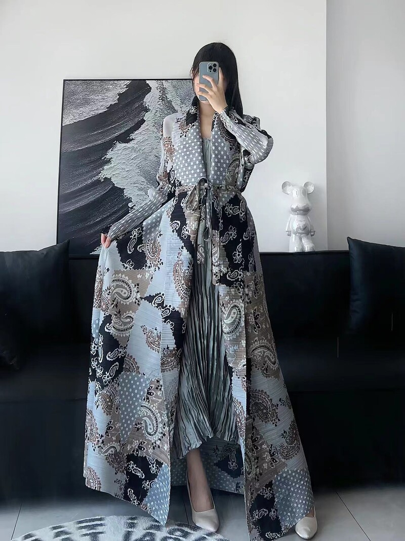 Plisēts pārrobežu rudens universāls vējjakas mētelis 145cm apmetņa apdruka sieviešu mode