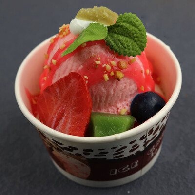 Imitēta saldējuma modeļa konusa deserta šokolādes saldējuma veikala dekorēšana viltotu augļu saldējuma rekvizītu dekorācijas modelis DIY