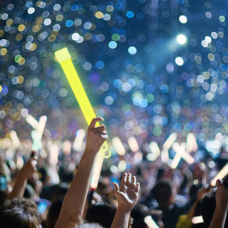 LED Glow Stick 6 collu izdzīvošanas komplekts Military Glow Light Sticks pastaigu un pārgājienu kempinga SOS Gear āra militārais aprīkojums