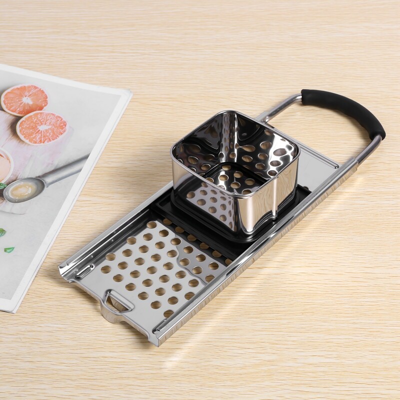 Nerūdijančio plieno spaetzle aparatas su patogia gumos rankena, skirta koldūnams makaronams