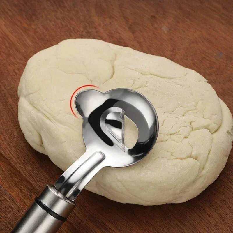 1/3/6 gab. Manuāls nūdeļu mīklas griezējs ar pakaramo caurumu, nerūsējošā tērauda šķēlēs sagriezts nazis Izturīgs nūdeļu gatavošanas skrāpis virtuves sīkrīks