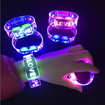 6 buc Brățară LED Glow Light Up Brățări LOVE Brățară intermitentă Brățară strălucitoare Glow in The Dark Rave Jucării pentru petrecerea de Crăciun