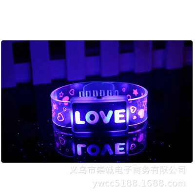 Βραχιόλια 6 τεμαχίων Led Glow Light Up Βραχιόλια LOVE που αναβοσβήνει βραχιόλι Λαμπερό βραχιόλι Glow in The Dark Rave Χριστουγεννιάτικα παιχνίδια