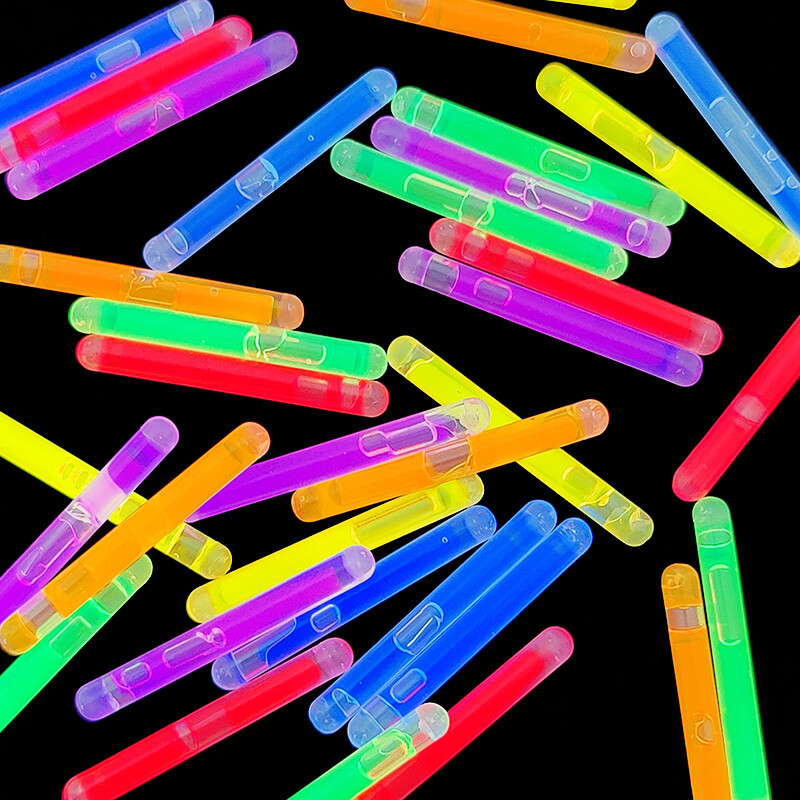 36 buc 4 cm Mini Color Glow Stick Stick Luminos Sigur Fluorescent pentru Eveniment Festive Rechizite pentru petreceri Concerte Decorare pentru petreceri