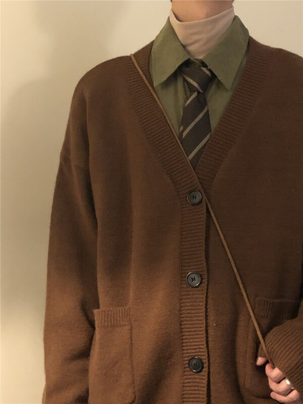 Kampsunid Meeste Retro Lihtsad Tänavarõivad Sügistalv Soe V-kaelus Soliidne Tasku Populaarne Ameerika stiilis Meeste Kudumine Igapäevane