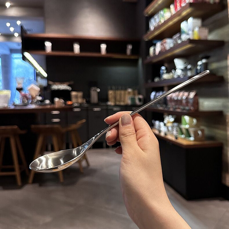 Rozsdamentes acél kerek kanál háló piros arany vacsora hosszú nyelű keverő desszert kanalak konyhai kiegészítőkhöz Gadgets