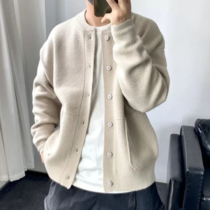 Férfi ruhák, kerek galléros, sima kötött férfi pulóverek, nyakú, egyszínű kardigán zöld fekete japán harajuku divatos nyakú