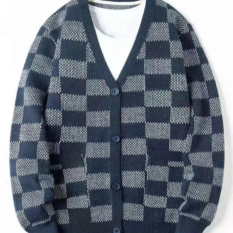 Férfi ruhák Kockás V nyakú kardigán kötött férfi pulóverek zsebekkel kék kiváló minőségű replika Olcsó koreai őszi nagy méretű