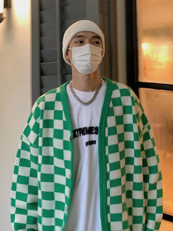 V kaklo Vyriški drabužiai Megzti megztiniai vyrams Žalias languotas megztinis Juodi džemperiai Išpardavimas Vilna A Mode T marškinėliai Šilti Korėjos Ruduo S Linksmybės