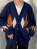 Vīriešu vienrindas džemperis ar V apkakli