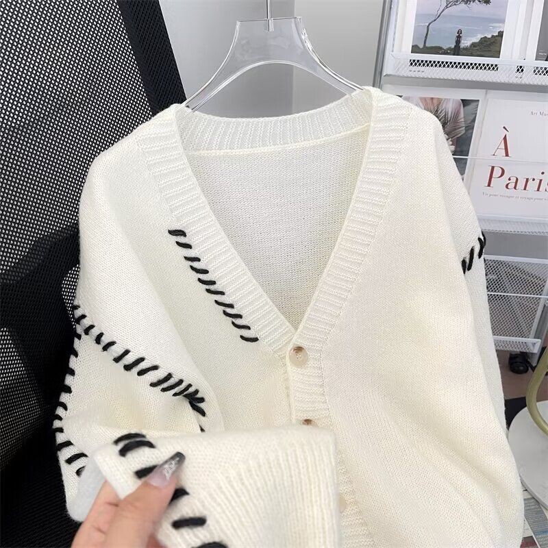 2024. gada pavasara rudens vīriešiem Jaunas brīvas džempera jakas Vīriešu V-veida kakla izgriezuma gadījuma mēteļi Vīriešu vienkrāsaini trikotāžas mēteļi S509