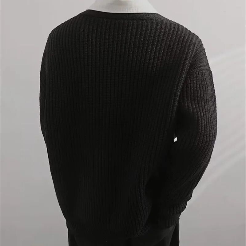 Sötét ikon Egyszínű V-nyakú, nagyméretű kardigán pulóver férfi őszi alap koreai stílusú sima férfi pulóverek szürke fekete