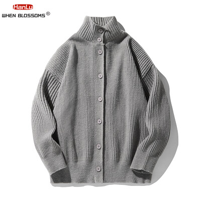 Magas gallérú kardigán férfi pulóverek 2024-es őszi, téli meleg táskás alkalmi egyszínű kötöttáru fekete férfi kötött kabáthoz