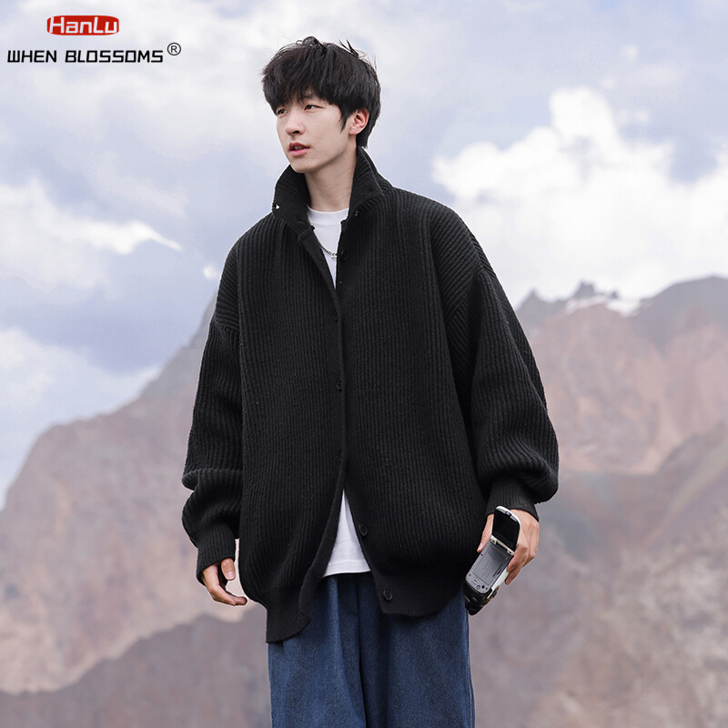 Magas gallérú kardigán férfi pulóverek 2024-es őszi, téli meleg táskás alkalmi egyszínű kötöttáru fekete férfi kötött kabáthoz