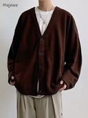 Vīriešu jaka, stingra, mājīga brīvā laika V veida kakla izgriezums, maigs rudens, moderns, vienkāršs klasisks ielas apģērbs. Ikdienas korejiešu stila trikotāža šiks