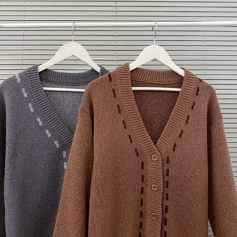 M-3XL Férfi kardigánok V-nyakú, jóképű, elegáns Népszerű, kényelmes, hosszú ujjú, kötött ruhák Tiniknek Főiskolai laza tavaszi koreai