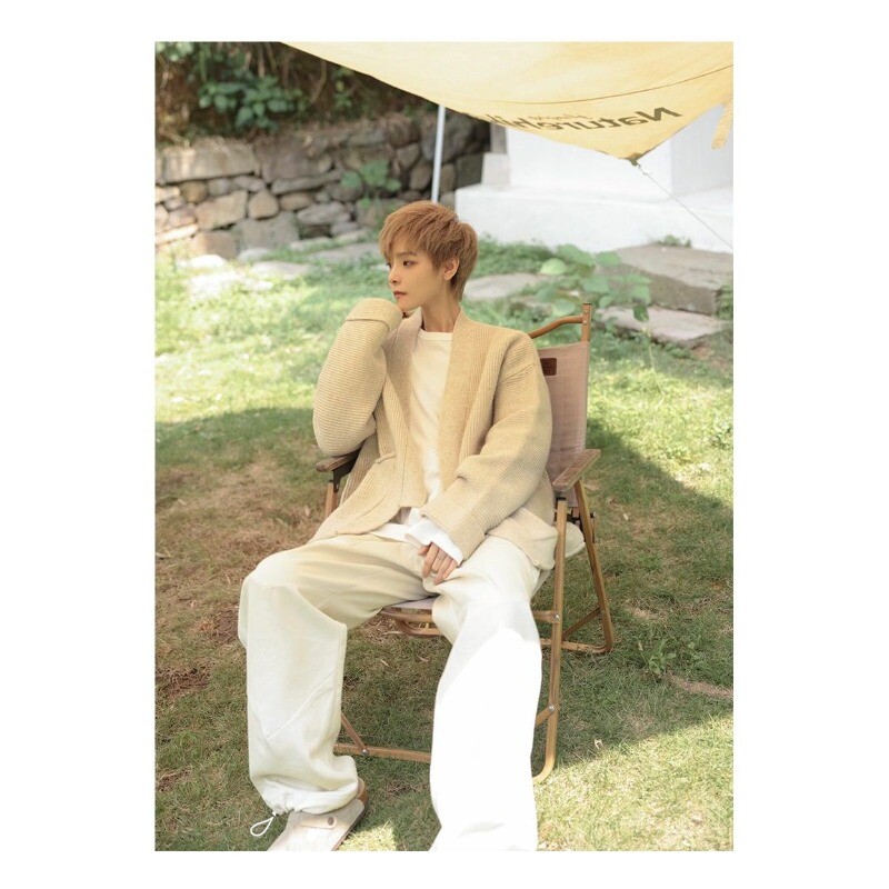 Pavasara rudens vīriešu brīvs džemperis, trikotāžas mežģīnes vidēja garuma slinks jaciņš, ciets High Street ikdienas džemperis ar V veida kakla izgriezumu