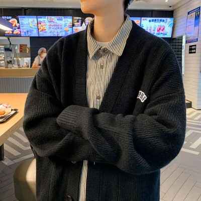 Melns Vīriešu Apģērbs Jaciņa Trikotāžas Džemperi Vīriešiem V kakla izgriezums Zaļa Kokvilna Pasūtījums Vilna Y2k Streetwear Street Trikotāžas Pull Oversize